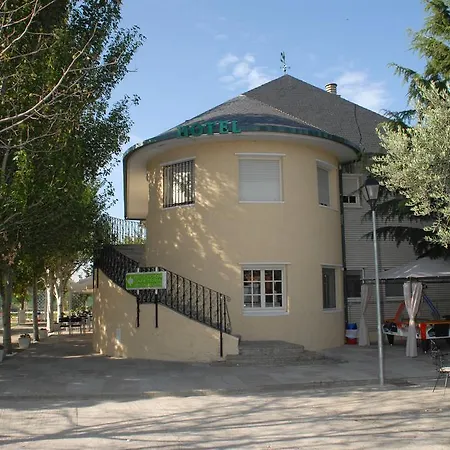 Jardines Del Plaza Hotel *