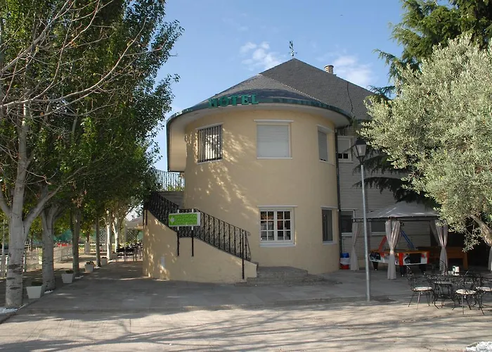 Jardines Del Plaza Hotel *